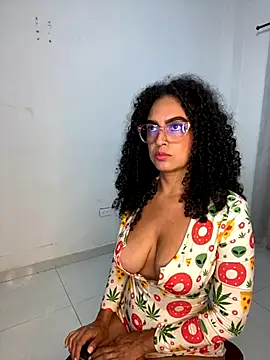 Snapshot of cataleya-miller_ chatting on October 9, 2025, 2:12 am cataleya-miller online show from October 9, 2025, 2:12 am