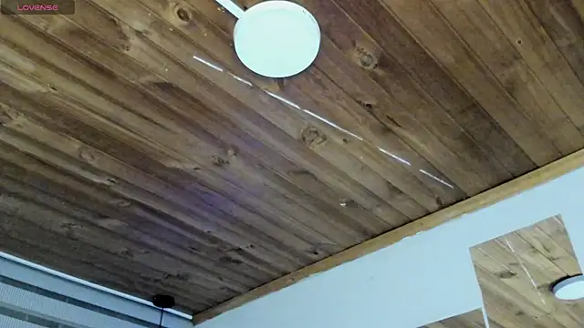 Snapshot of natasha_logan_ chatting on September 21, 2025, 4:06 am natasha logan  online show from September 21, 2025, 4:06 am