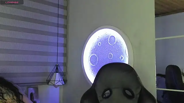 Snapshot of natasha_logan_ chatting on October 11, 2025, 4:13 am natasha logan  online show from October 11, 2025, 4:13 am