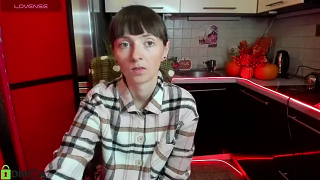 TayanaJons online show from October 6, 2025, 6:58 am