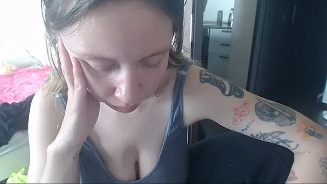 Snapshot of amanda_kiss_kiss chatting on October 3, 2025, 11:56 am amanda kiss kiss online show from October 3, 2025, 11:56 am