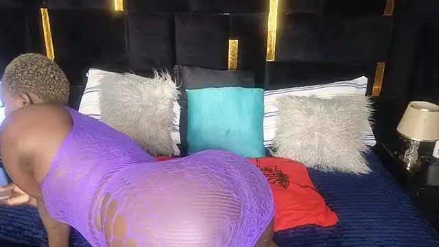 Sexy sharntel online show from November 26, 2025, 8:20 pm