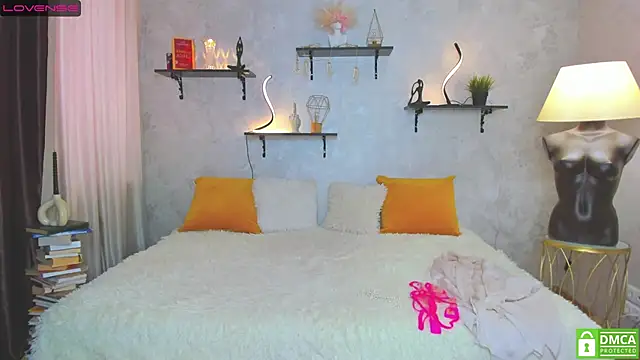 Snapshot of StripBianka chatting on February 11, 2025, 11:20 am StripBianka online show from February 11, 2025, 11:20 am