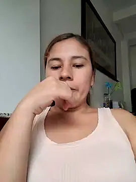 Snapshot of selena_gomez2 chatting on October 26, 2025, 7:14 pm selena gomez2 online show from October 26, 2025, 7:14 pm