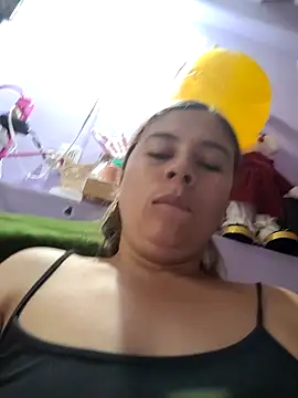 Snapshot of selena_gomez2 chatting on February 11, 2026, 1:22 pm selena gomez2 online show from February 11, 2026, 1:22 pm