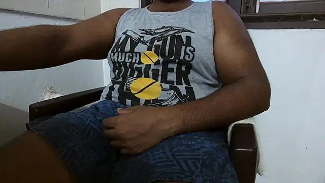 bignaturaldesi online show from September 12, 2025, 1:00 pm