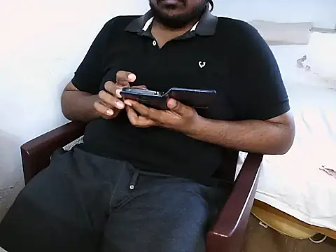 bignaturaldesi online show from January 2, 2025, 6:29 am