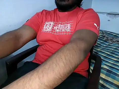 bignaturaldesi online show from January 26, 2025, 1:58 pm