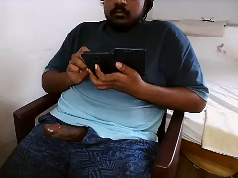 bignaturaldesi online show from January 3, 2025, 7:27 am