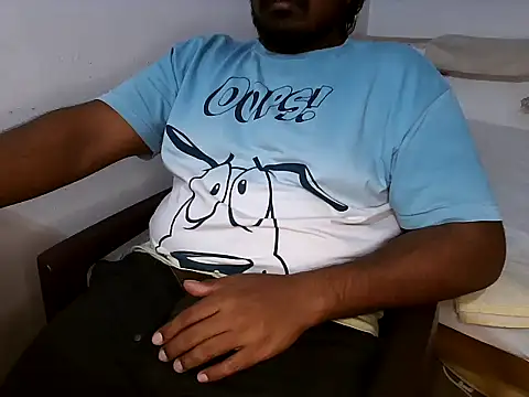 bignaturaldesi online show from January 4, 2025, 1:21 pm
