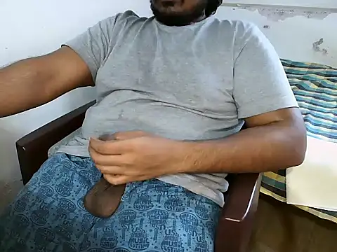 bignaturaldesi online show from December 7, 2024, 6:26 am