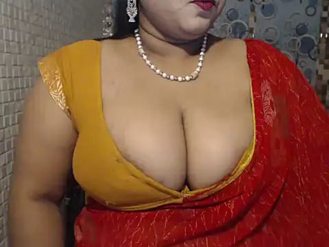 Snapshot of Oh_Maya chatting on November 26, 2025, 5:29 am Oh Maya online show from November 26, 2025, 5:29 am