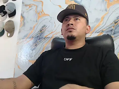 Snapshot of myke_andrade chatting on July 15, 2026, 12:56 pm myke andrade online show from July 15, 2026, 12:56 pm