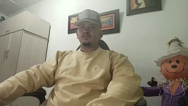 Snapshot of myke_andrade chatting on October 12, 2025, 5:09 am myke andrade online show from October 12, 2025, 5:09 am