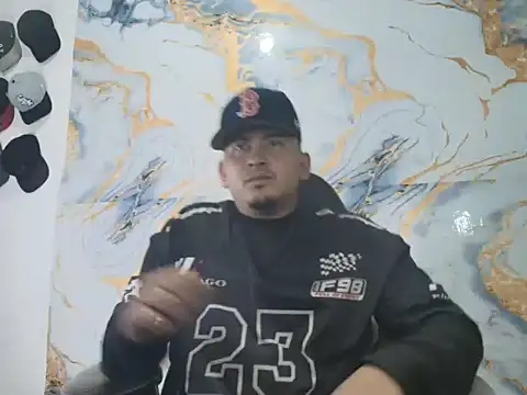 Snapshot of myke_andrade chatting on June 5, 2026, 6:07 am myke andrade online show from June 5, 2026, 6:07 am