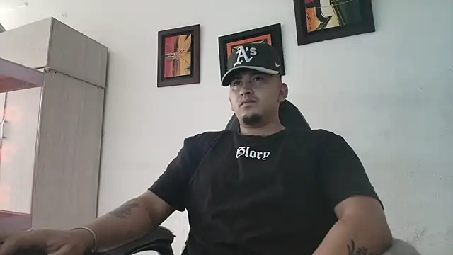 myke andrade online show from November 26, 2025, 2:39 pm