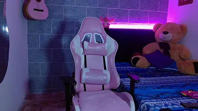 Dakota bumm online show from March 25, 2026, 6:18 pm