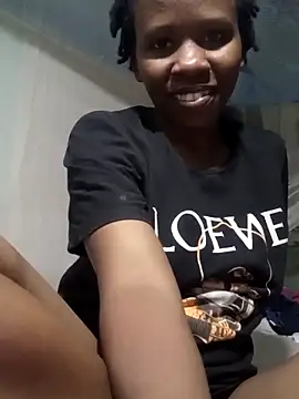 Queentesi online show from March 2, 2025, 2:36 pm