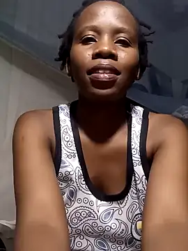 Queentesi online show from February 10, 2025, 6:03 pm