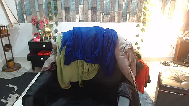 Snapshot of KarimaSarabe chatting on October 1, 2025, 9:07 pm KarimaSarabe online show from October 1, 2025, 9:07 pm