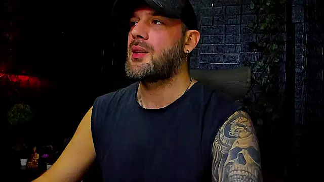 Snapshot of LexXHardy chatting on November 1, 2025, 9:41 pm LexXHardy online show from November 1, 2025, 9:41 pm