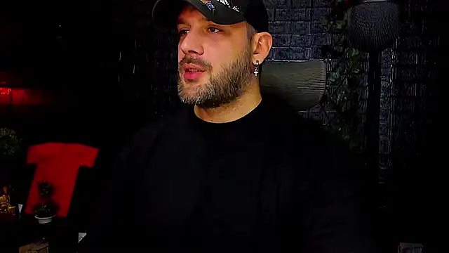 Snapshot of LexXHardy chatting on October 28, 2025, 6:40 pm LexXHardy online show from October 28, 2025, 6:40 pm