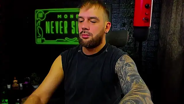 Snapshot of LexXHardy chatting on October 3, 2025, 11:01 am LexXHardy online show from October 3, 2025, 11:01 am