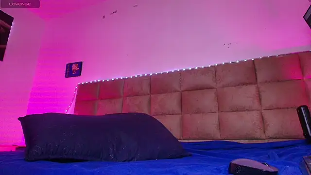  sex mia online show from September 26, 2025, 7:21 pm