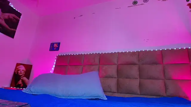  sex mia online show from September 21, 2025, 7:19 pm