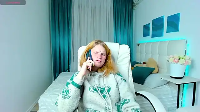 Snapshot of Kathlyn__Heath chatting on October 5, 2025, 7:04 pm Kathlyn Heath online show from October 5, 2025, 7:04 pm