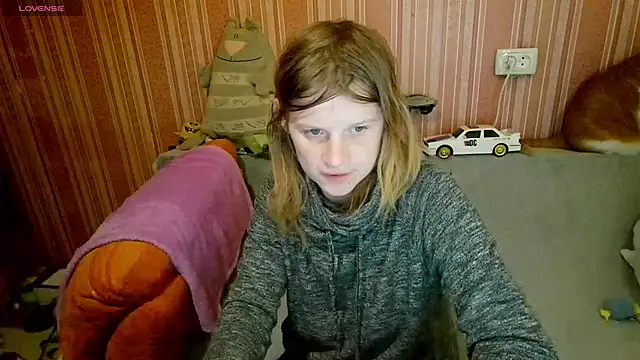 Kathlyn  Heath online show from April 11, 2026, 6:11 pm