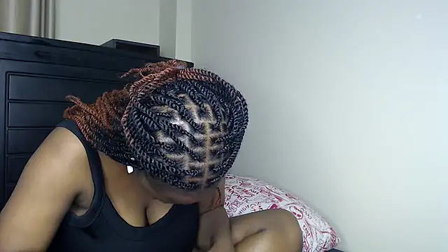 NIKKIE LOVE online show from December 22, 2025, 10:54 pm