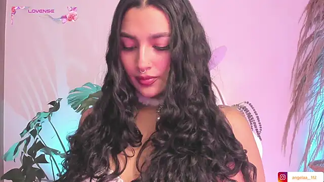 Anngel 1 online show from October 17, 2025, 3:03 pm