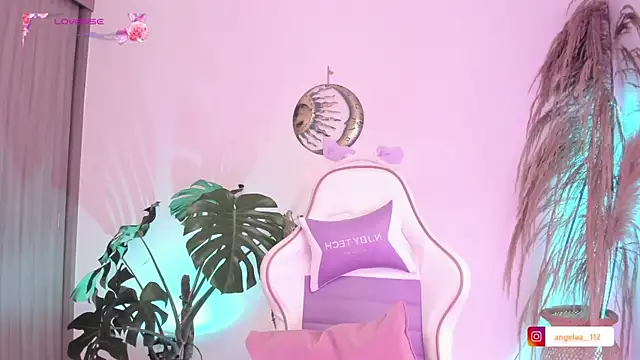 Anngel 1 online show from September 21, 2025, 3:28 pm