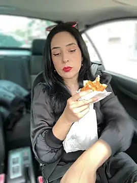 Snapshot of Lilith__D chatting on December 3, 2024, 1:49 pm Lilith D online show from December 3, 2024, 1:49 pm