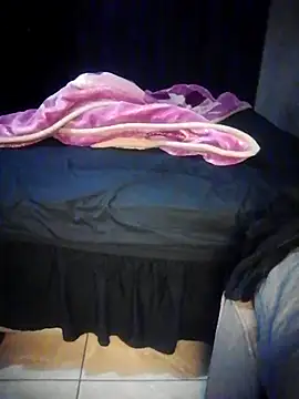 CURVEYDOLLXX online show from June 30, 2026, 8:36 am