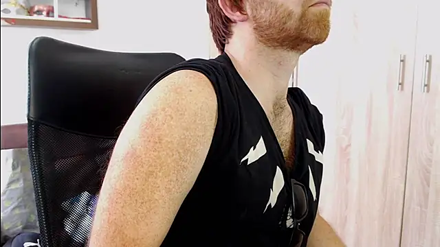 Snapshot of michacosio chatting on September 24, 2025, 6:14 pm michacosio online show from September 24, 2025, 6:14 pm