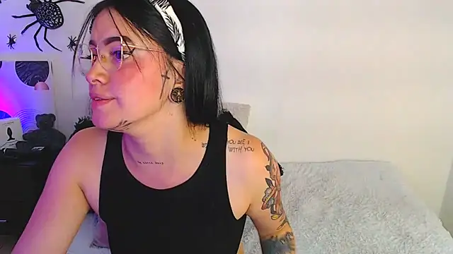 Snapshot of Isa_Maiden1 chatting on October 25, 2025, 3:45 pm Isa Maiden1 online show from October 25, 2025, 3:45 pm