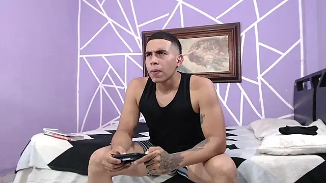 Sofiafuck20 online show from October 6, 2025, 11:16 pm