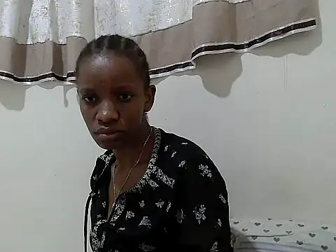 prettybeee online show from December 17, 2025, 2:00 pm