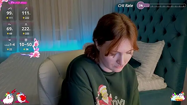  Chlo  e online show from February 1, 2025, 3:30 am