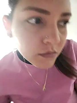 Mia Hampton online show from February 1, 2026, 9:02 pm