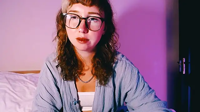 Snapshot of Cosmo_Riri chatting on March 2, 2026, 1:40 pm Cosmo Riri online show from March 2, 2026, 1:40 pm