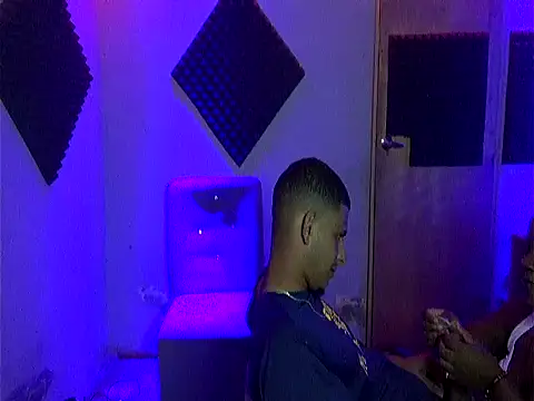 jess2020 online show from November 22, 2025, 1:48 am