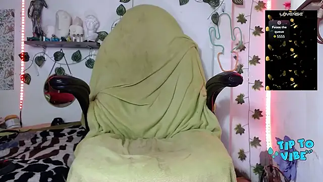 Snapshot of Dany_milk chatting on September 24, 2025, 2:18 am Dany milk online show from September 24, 2025, 2:18 am