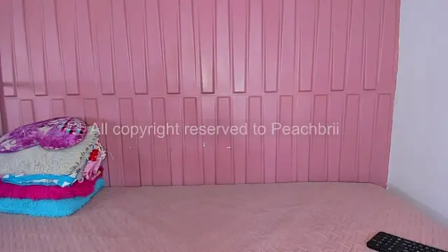 Snapshot of Briana_Wells_ chatting on September 17, 2025, 1:35 pm Briana Wells online show from September 17, 2025, 1:35 pm