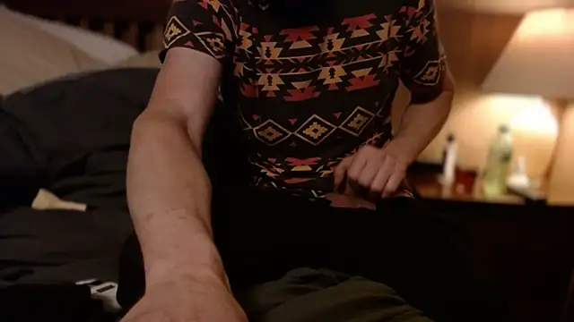 Keebs312 online show from October 16, 2025, 4:32 am