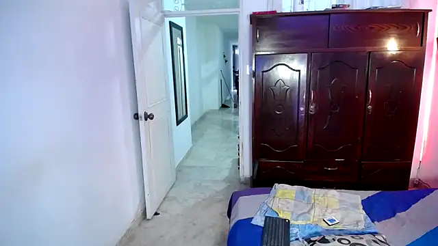 Snapshot of ivonne__hott1 chatting on March 7, 2025, 9:06 pm ivonne  hott1 online show from March 7, 2025, 9:06 pm