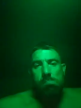 Snapshot of George21ek chatting on October 4, 2025, 6:42 pm George21ek online show from October 4, 2025, 6:42 pm