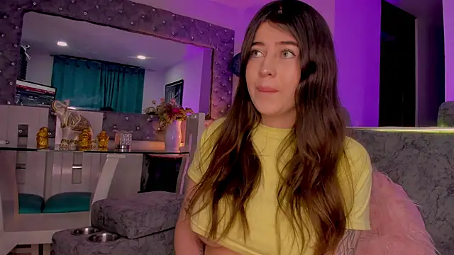 Snapshot of zoe_kittylove chatting on October 27, 2025, 4:35 am zoe kittylove online show from October 27, 2025, 4:35 am